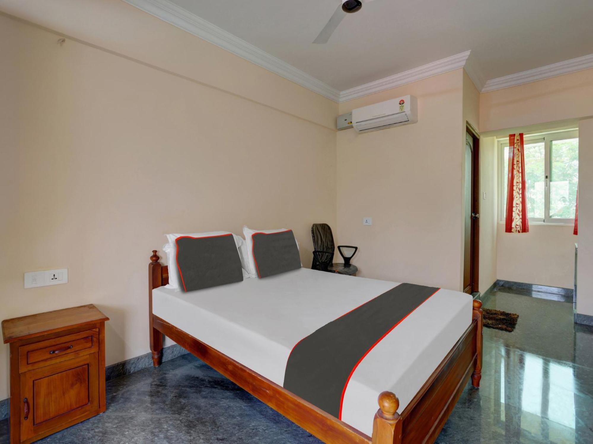 Family Castle Hotel Thiruvananthapuram ภายนอก รูปภาพ